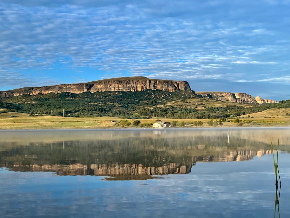 Buffalo Hills Private Game Reserve Harrismith Buitenkant foto